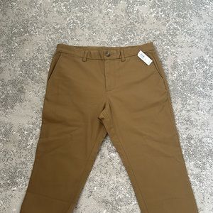 Men’s ultimate slim pants with tags